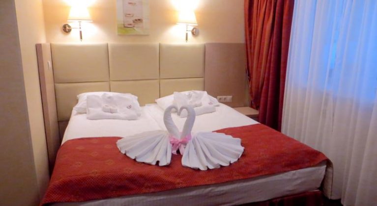 Room Honeymoon